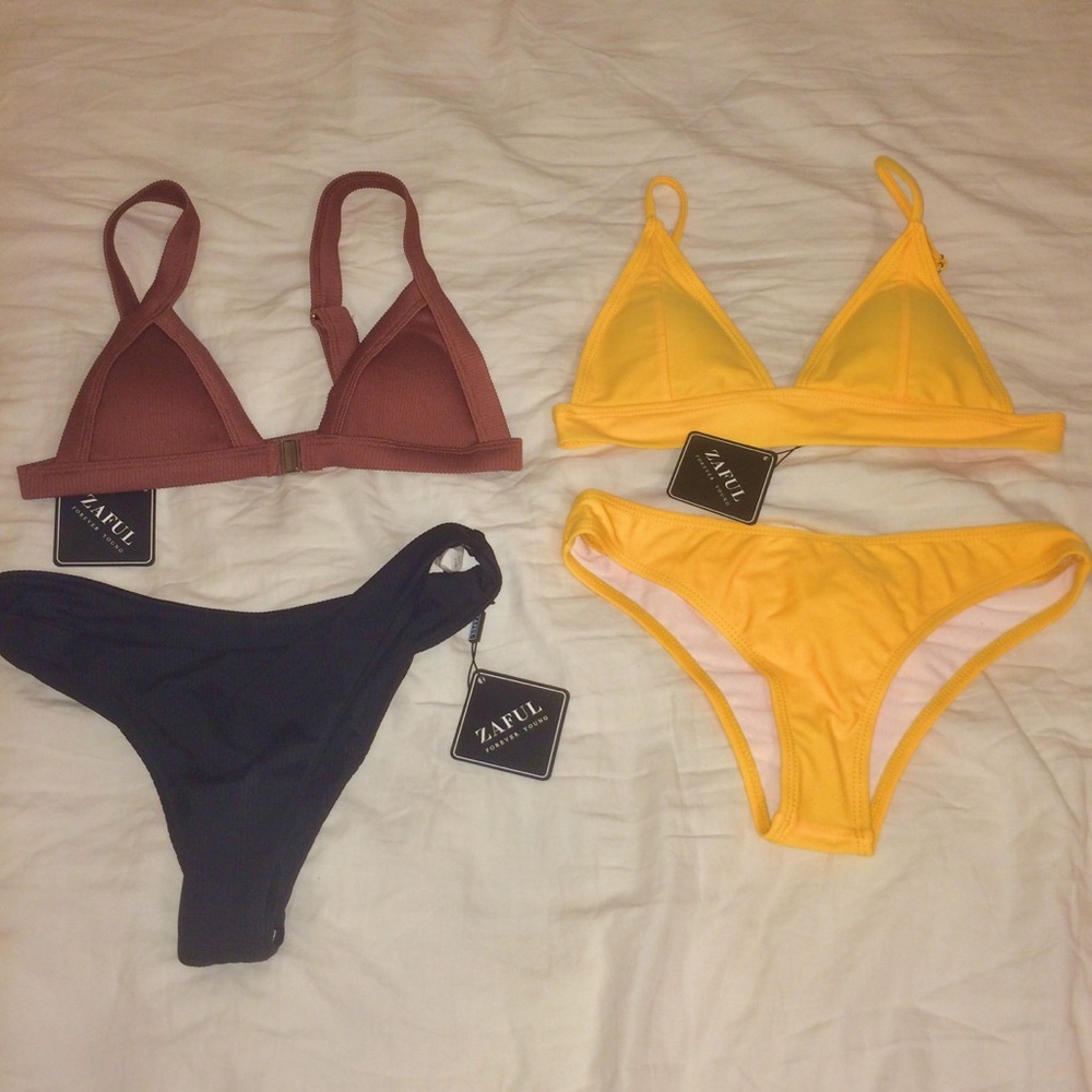 😍NWT 2 PACK bikini set